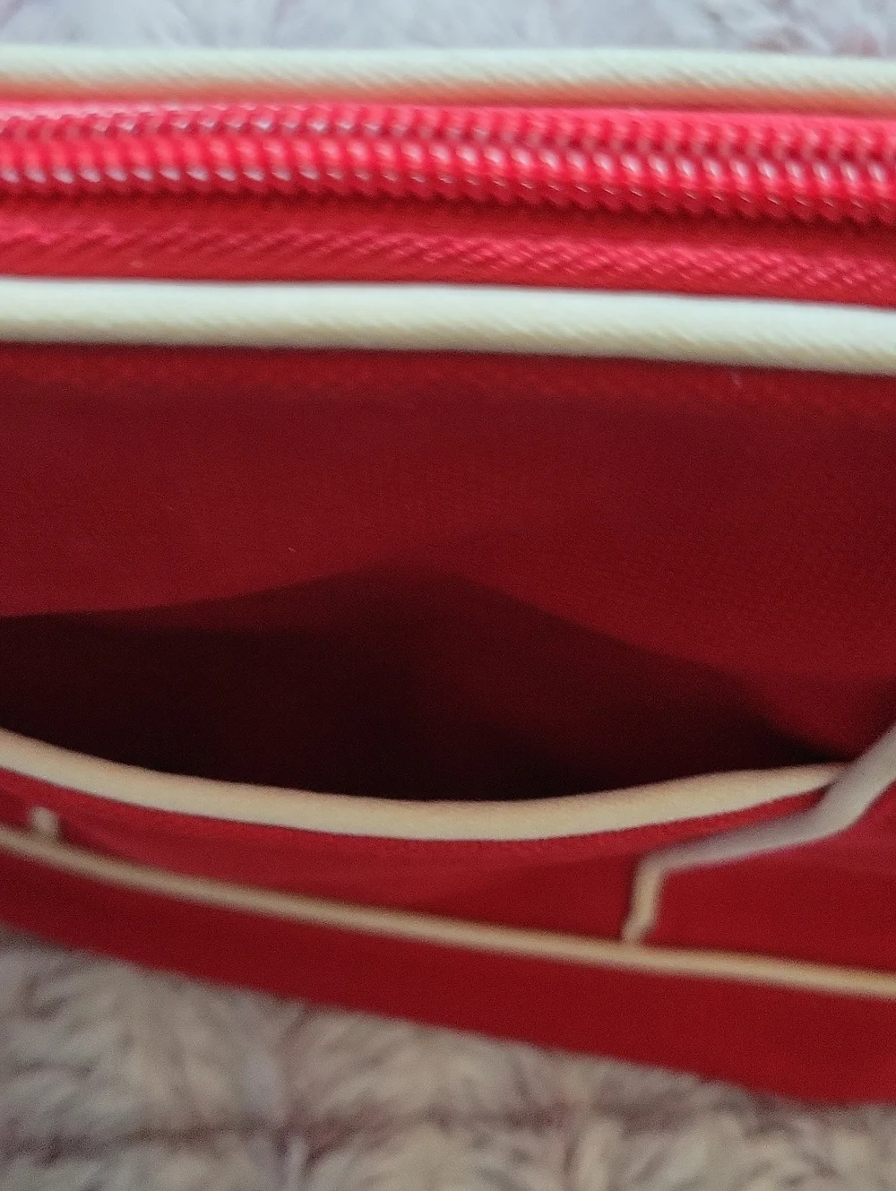 Vera Bradley Retired Deco Red White Black Daisy Floral Canvas Tote Shoulder Bag